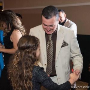 Meet your Posher, Efren